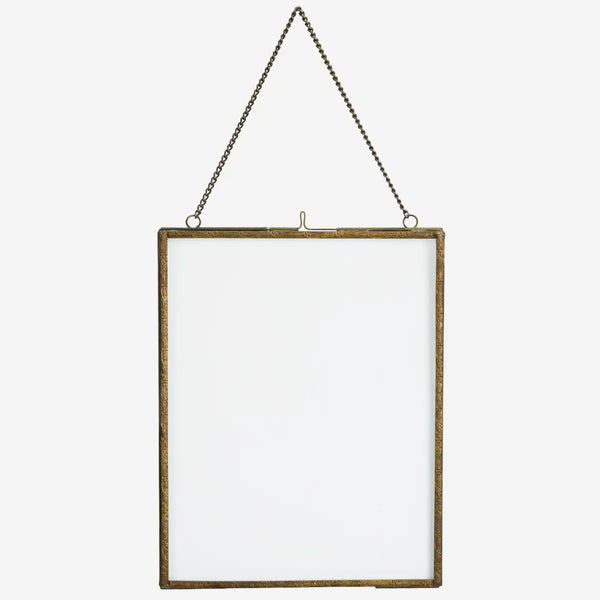 Madam Stoltz Hanging Photo Frame