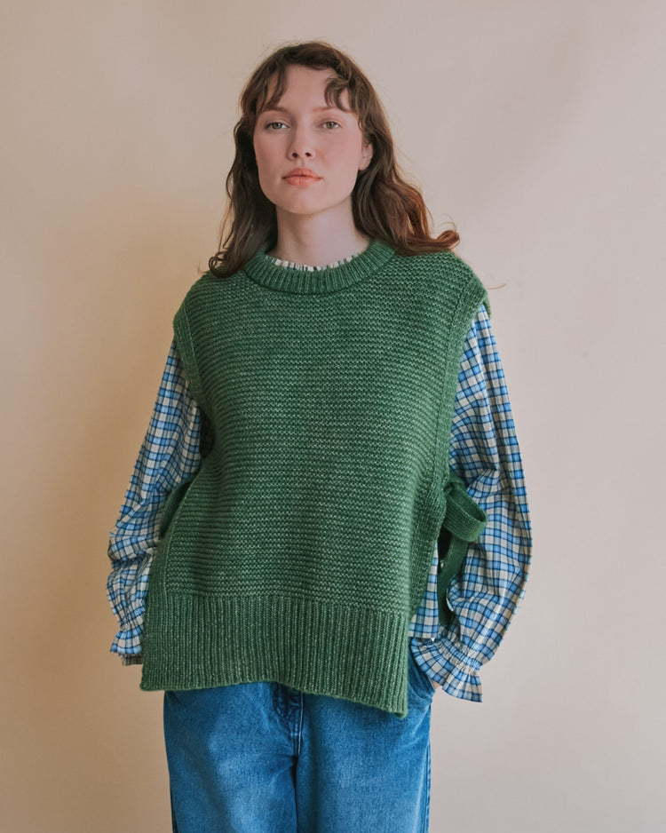 AW26 PULL Beige Sleeveless sweater merino wool blended with Mako cotton