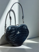 Vivienne Westwood Belle heart frame purse black