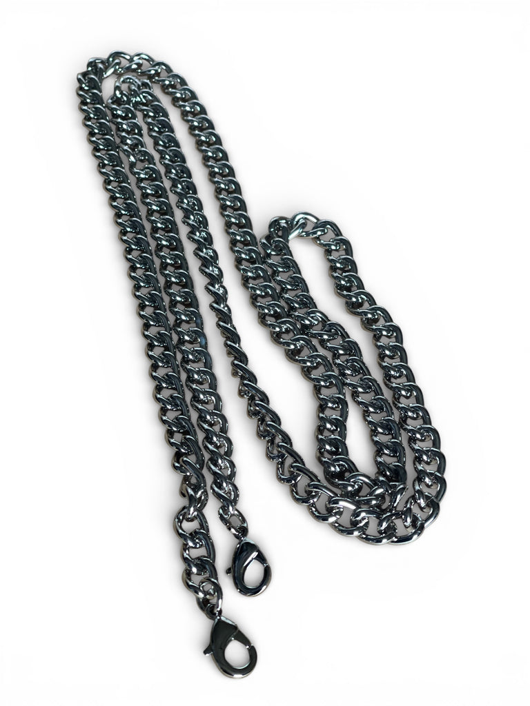 Vivienne Westwood Belle heart frame purse black