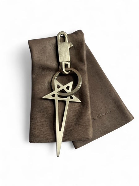 Rick Owens  LUXOR PENTAGRAM PALLADIUM BRASS KEYCHAIN