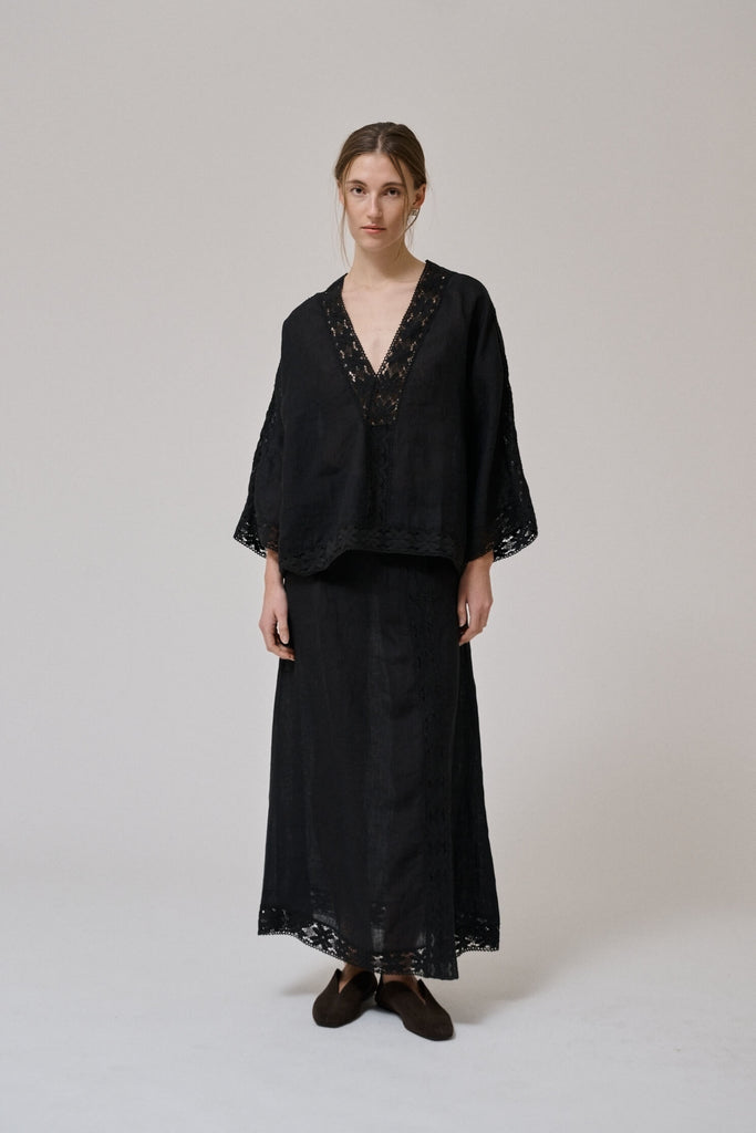 Anne-Mi Black Bark 7/8 blouse