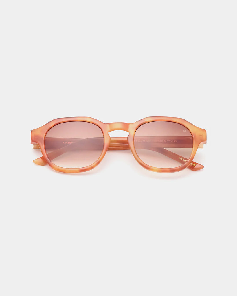A.KJAERBEDE Zan - Burnt Amber