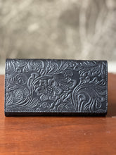 CollardManson Classic Wallet - Black Floral