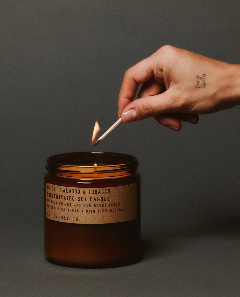 P.F Teakwood & Tobacco 12.5 oz candle