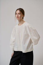 Anne-Mi White Sand Clover ls blouse