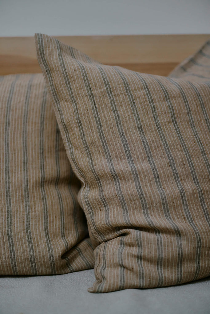 Enna Cushion