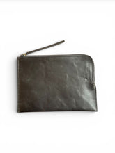 CollardManson Black leather curve Pouch