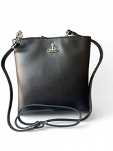 SS24 Vivienne Westwood Squire New Square Crossbody silver orb