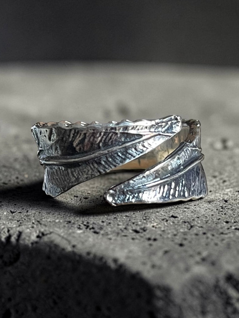 925 silver wrapped leaf ring OXIDISED