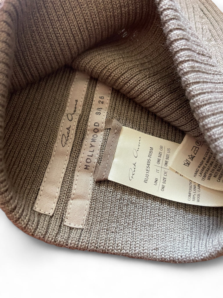 RICK OWENS SS25 HOLLYWOOD WOOL RIBBED BEANIE IN DUST
