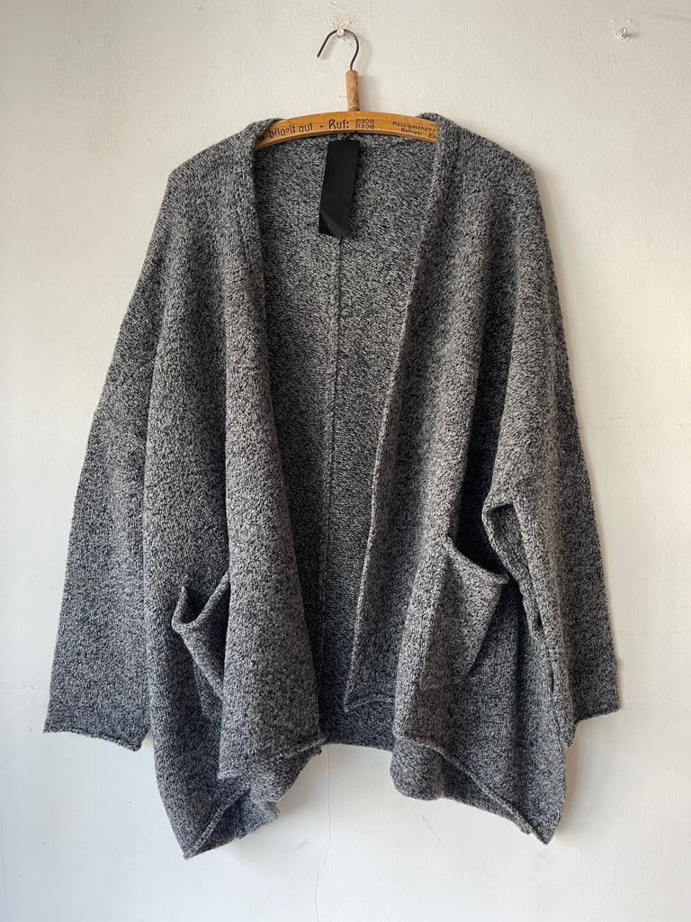 Rundholz AW25 3317104 cardigan dark grey