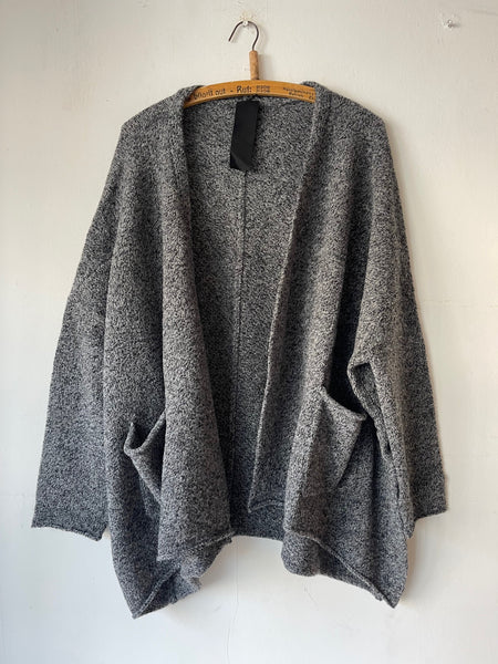 Rundholz AW25 3317104 cardigan dark grey