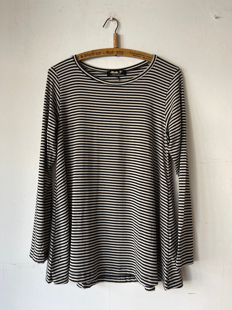MAMA B AW25 Memi MR T-shirt Riga Nero