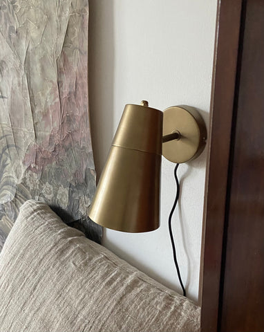 Alya wall lamp - Antique brass finish Iron