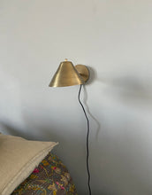 Wall Lamp, Antera Small, Brass finish iron