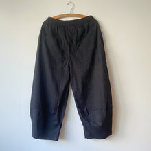 Rundholz AW26 3420104 trousers black