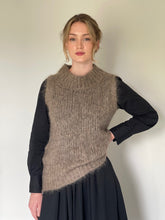 WDTS - Reena Mohair vest -Walnut