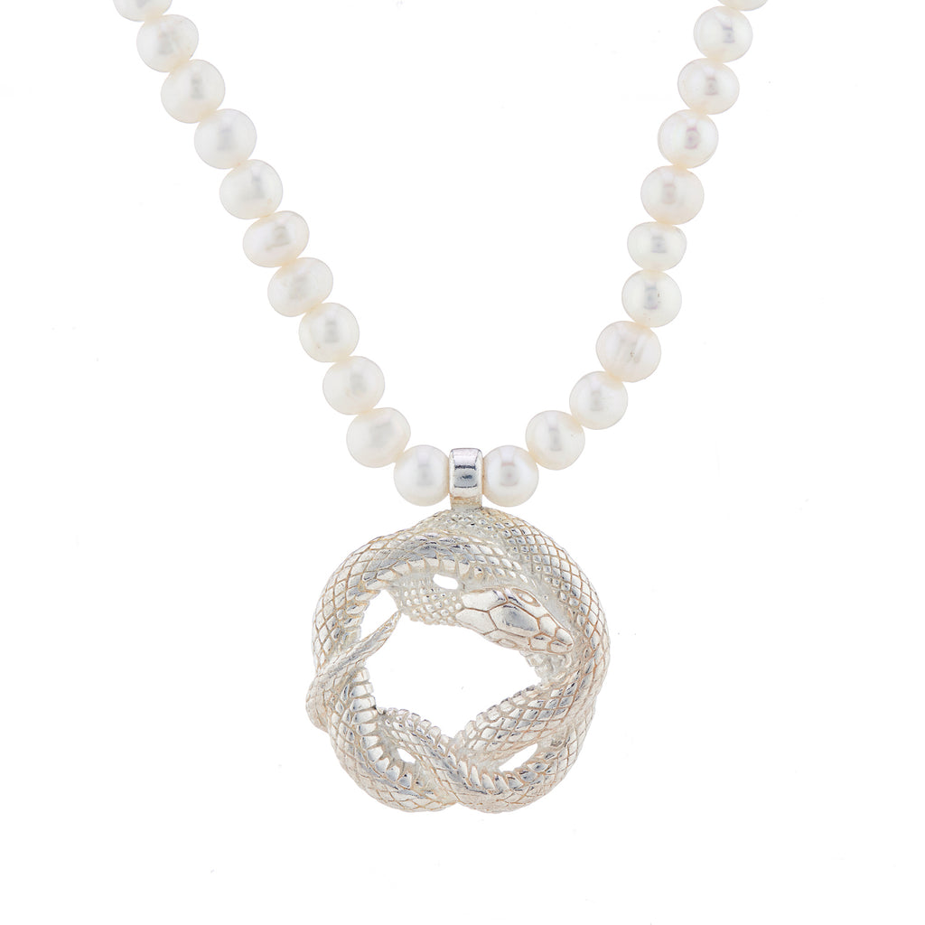 Pearl Necklace W/Snake - Silver