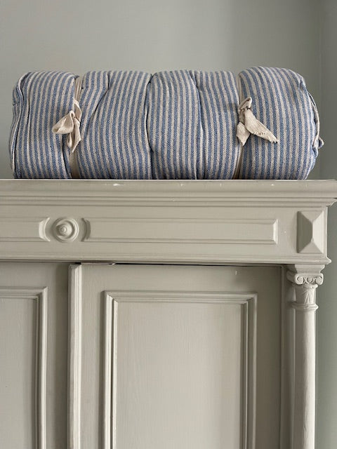 Maitri: Cream and blue striped mattress