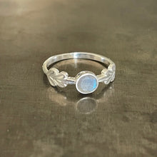 Maria, leaf and stone ring 925 silver with a Labrodorite stone