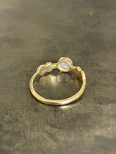 Maria, leaf and stone ring 925 silver with gold plating