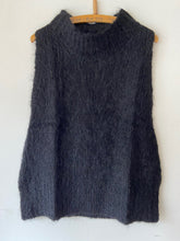 WDTS - Reena Mohair vest - black