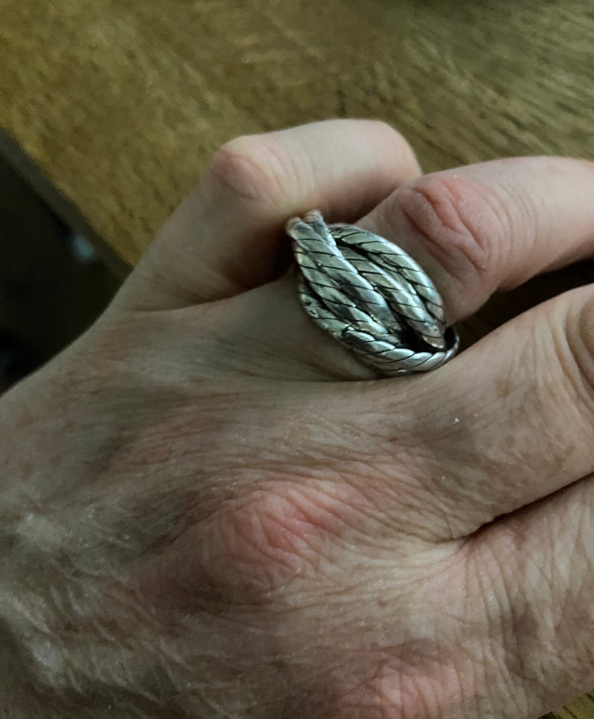 8 Twisted Silver Rings