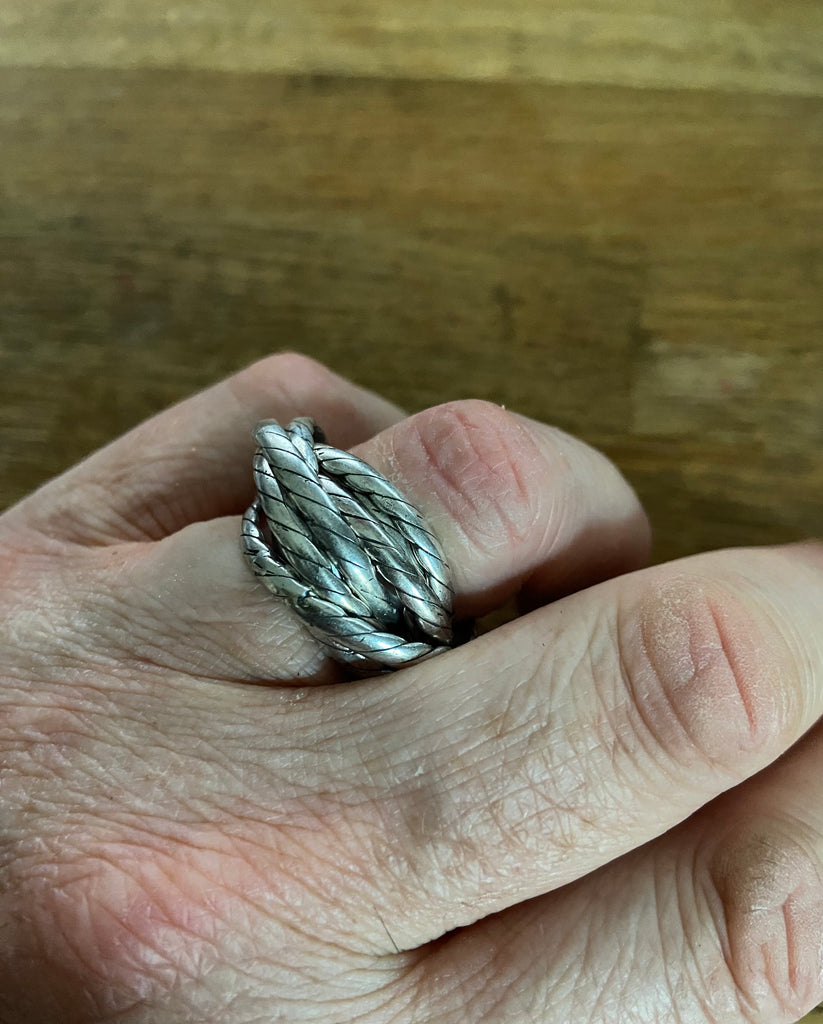 8 Twisted Silver Rings