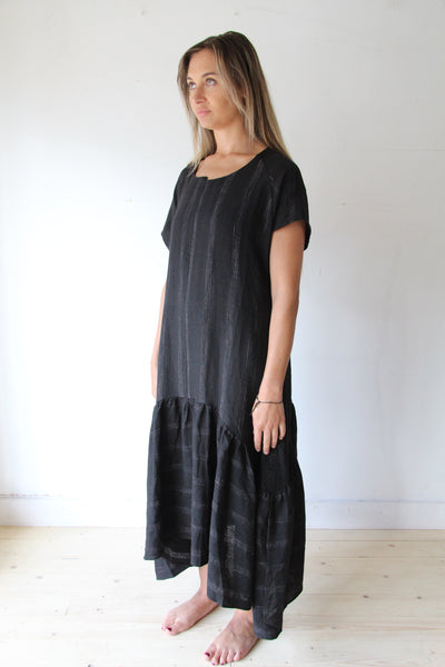 WDTS Black Linen with grey thread Seam Detail Frilled Hem Dress