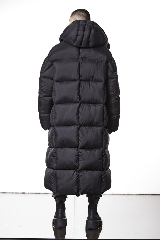 thom/krom AW25 M J 77 Coat Black