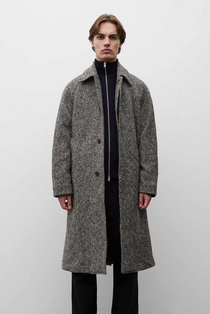 AW26 Norse Projects Reilstad Donegal Wool Balmacaan Raglan Coat, Charcoal Melange