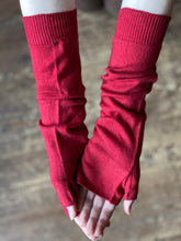 WDTS - Arm warmers in Berry wool