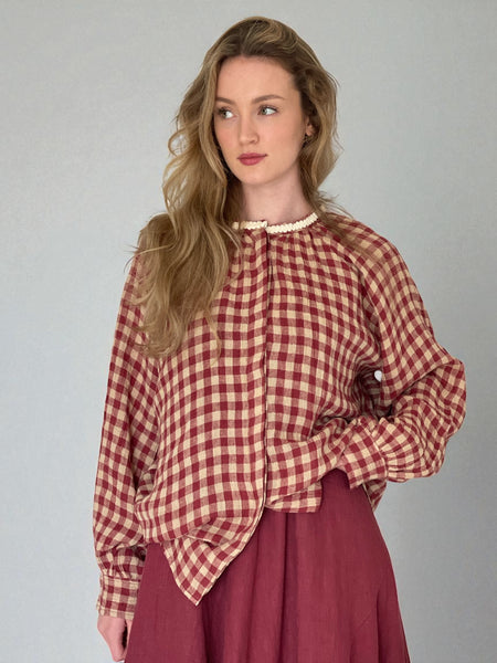 Caraval Top Red Square