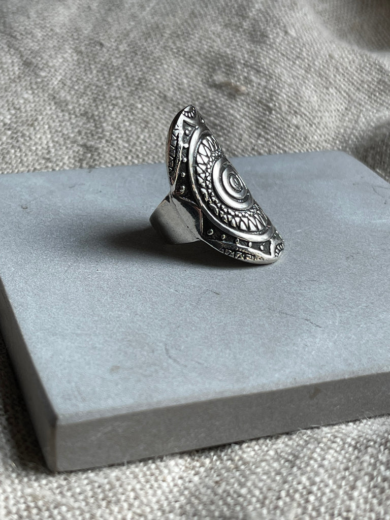 Elu 925 Silver ring