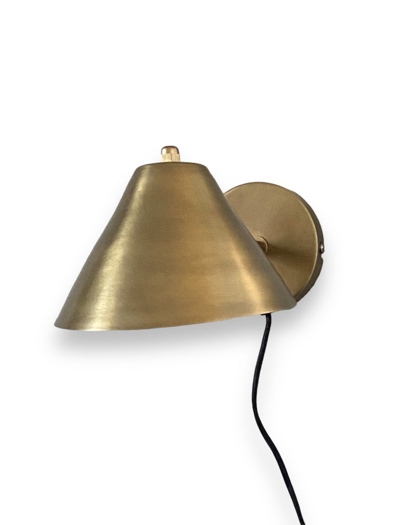 Wall Lamp, Antera Small, Brass finish iron