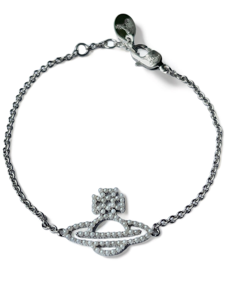 Shop Vivienne Westwood Chain Logo Bracelets by Azurpoche | BUYMA