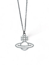 Vivienne Westwood Isla Pendant, Platinum/Creampearl