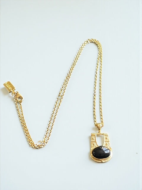 Luna necklace - gold with Black Onyx stone