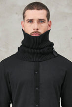 Transit Ribbed knit balaclava in cablé virgin wool with detachable hat