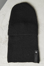 Transit Ribbed knit balaclava in cablé virgin wool with detachable hat