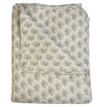 Maitri Quilt Ethnic, Dalia-Mineral Grey, 140x180 cm