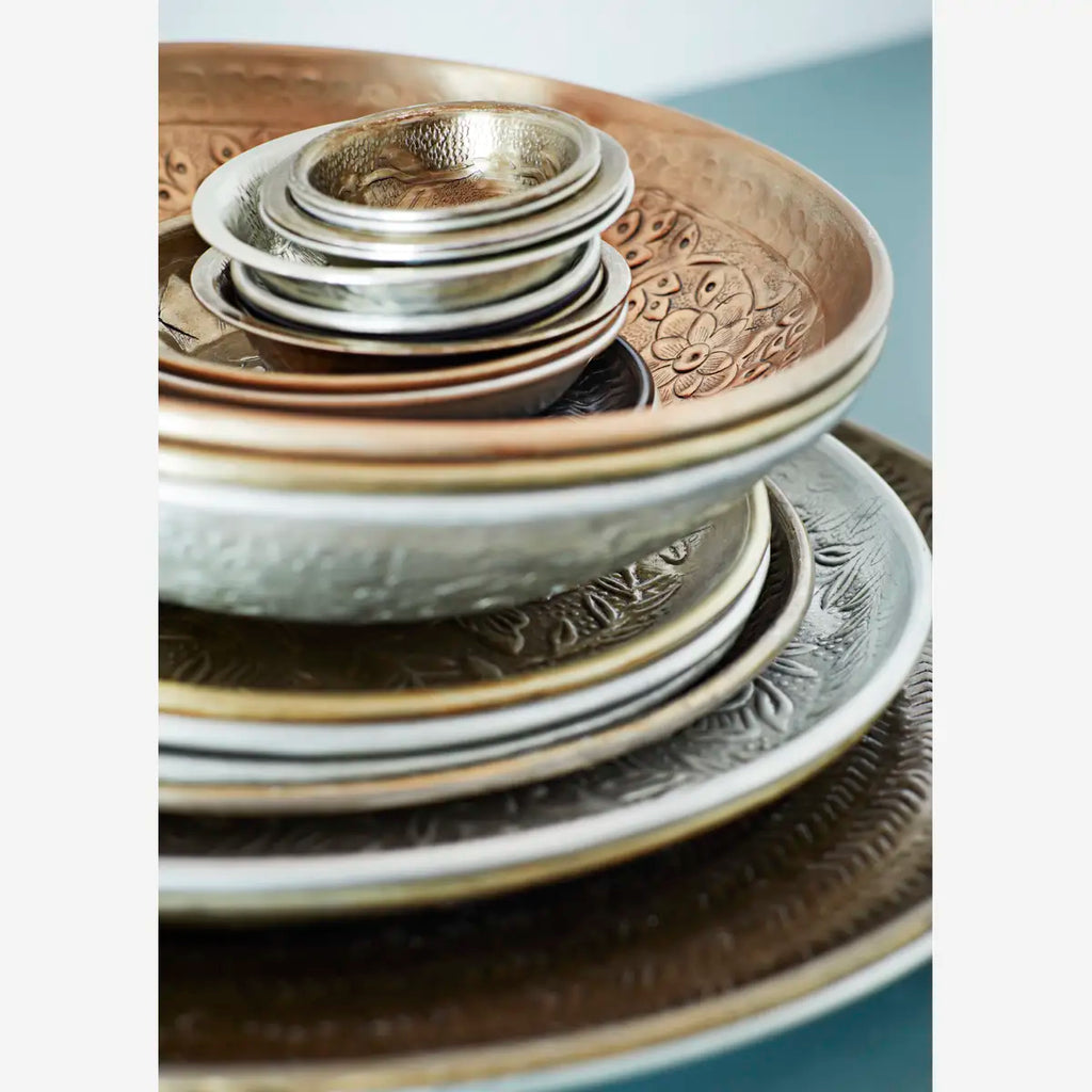 Madam Stoltz: Hand hammered aluminium tray