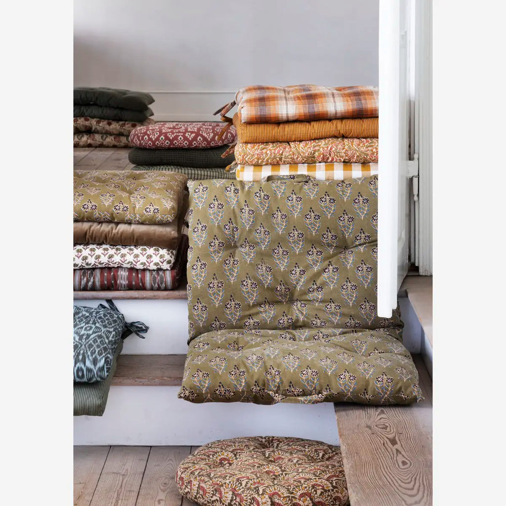 Madam Stolz Printed cotton chair pad Off white, green, burgundy