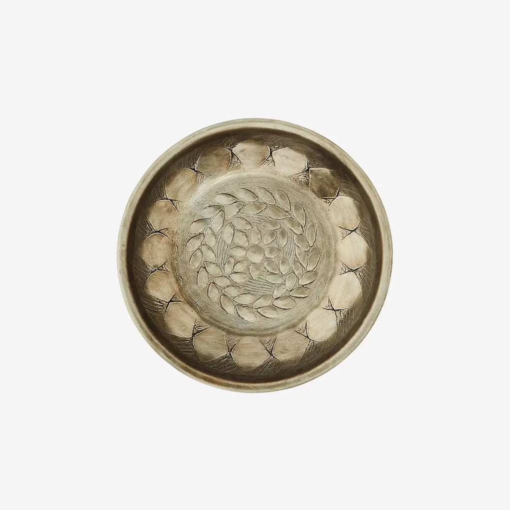 Madam Stoltz: Hand hammered aluminium tray