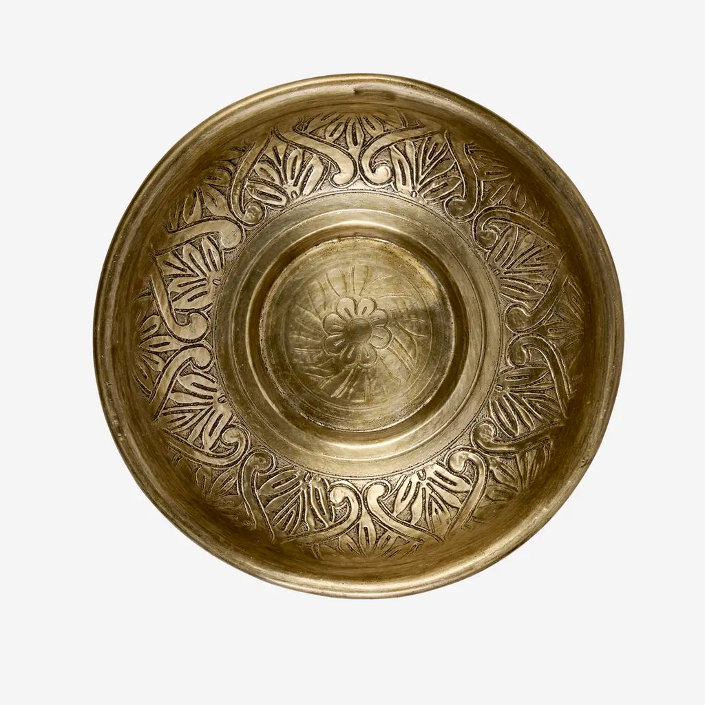 Embossed aluminium bowl