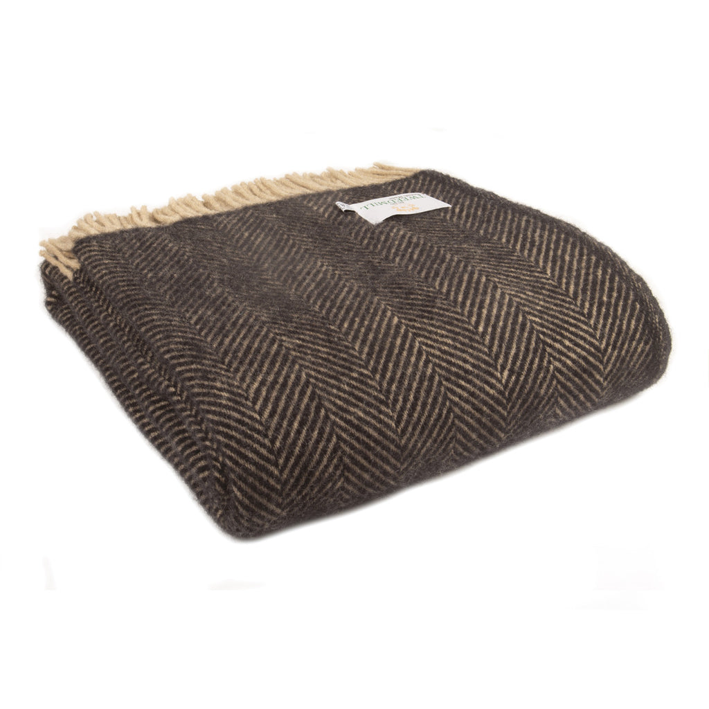 Lifestyle Herringbone Throw Vintage