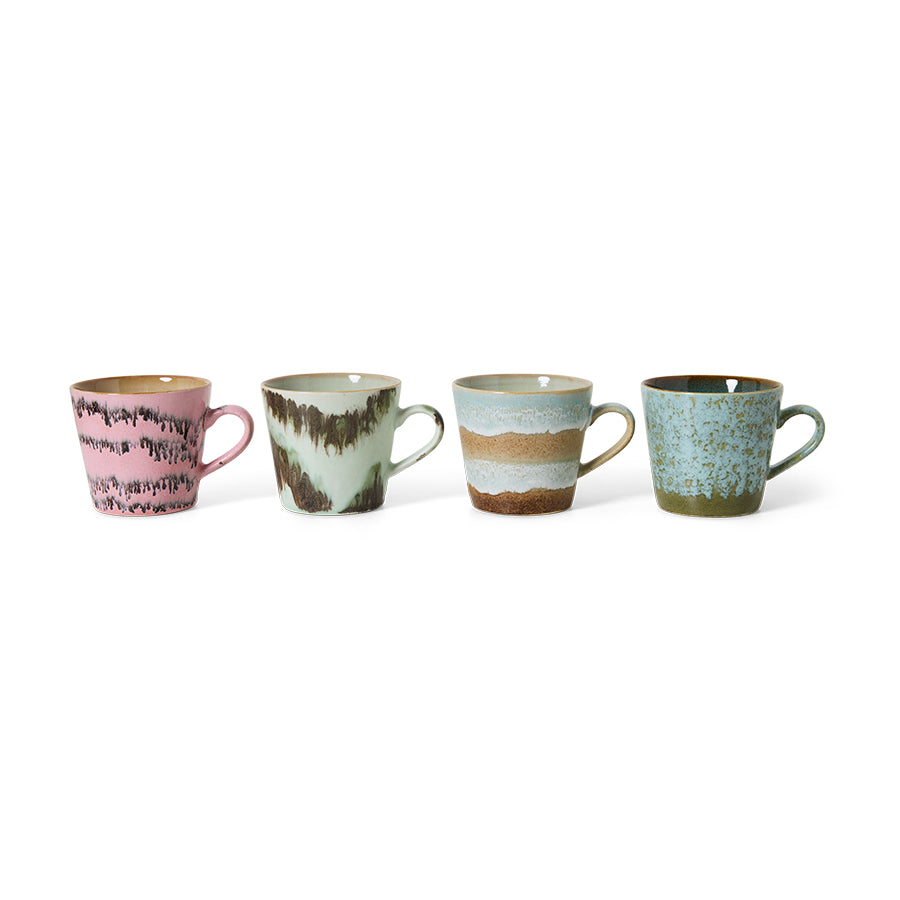 HKLiving : 70s ceramics: cappuccino mugs, dada