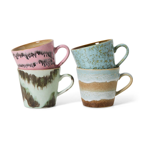 HKLiving : 70s ceramics: cappuccino mugs, dada