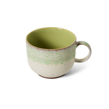 HKLiving : 70s ceramics: tea cup, slush